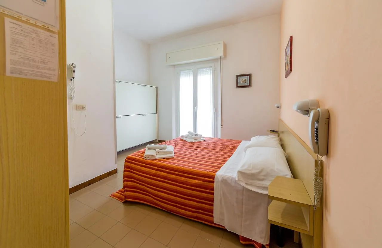 **  Hotel Malibu Mare Rímini Italia