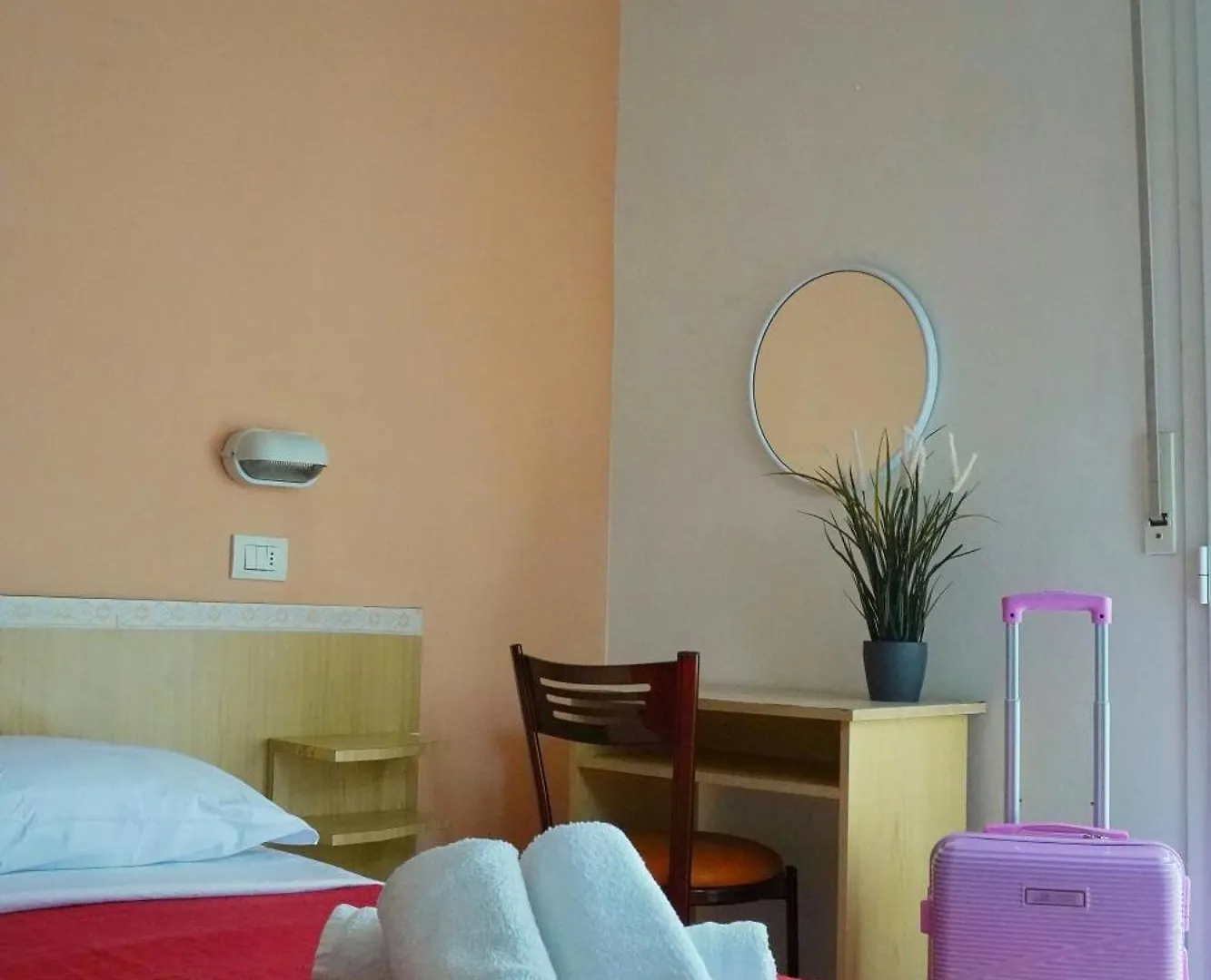 **  Hotel Malibu Mare リミニ イタリア